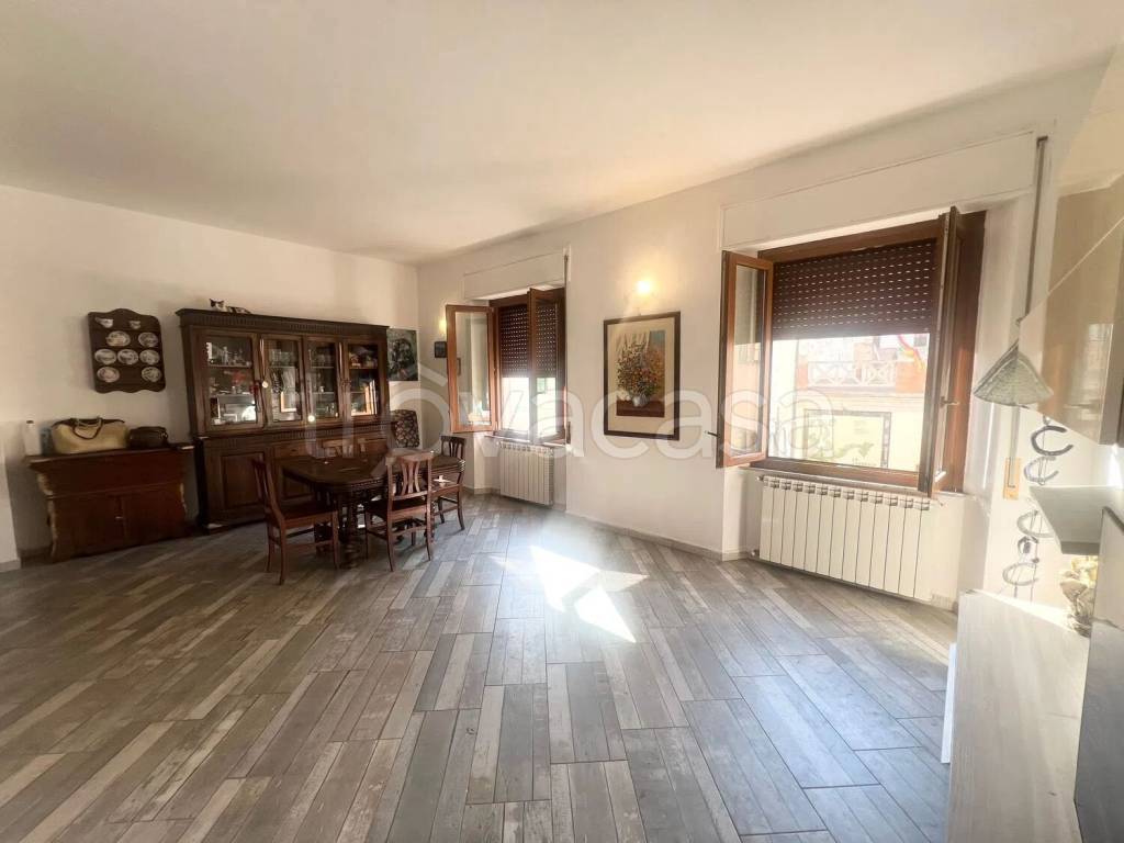 appartamento in vendita a Follonica