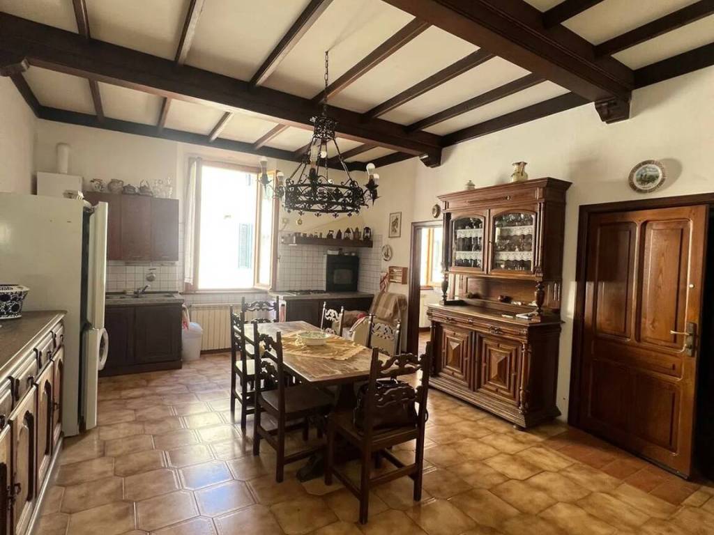appartamento in vendita a Follonica