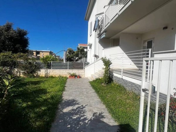 appartamento in vendita a Follonica