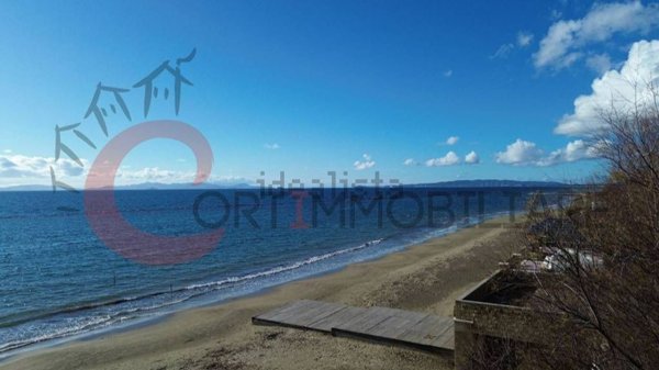 casa indipendente in vendita a Follonica in zona Prato Ranieri