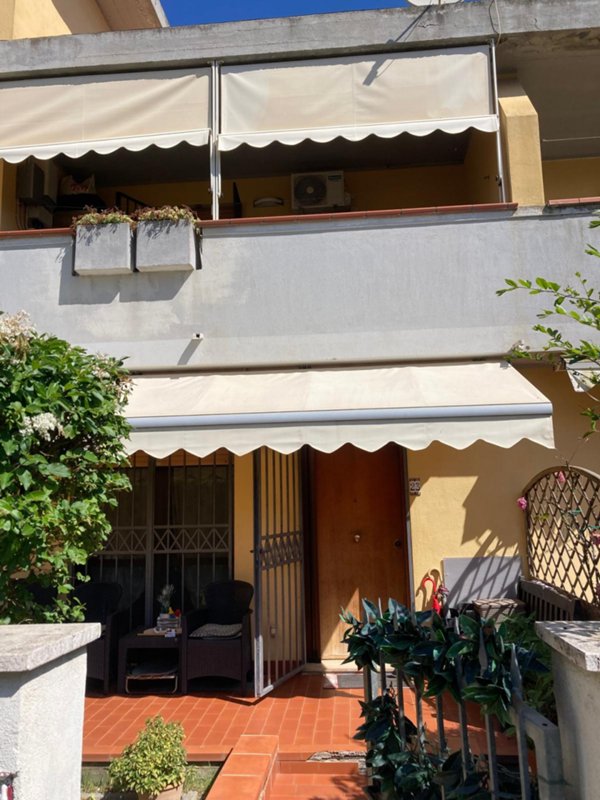 appartamento in vendita a Follonica