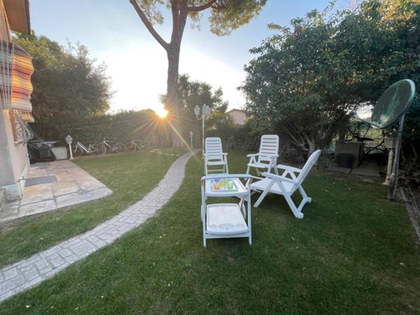 casa indipendente in vendita a Follonica