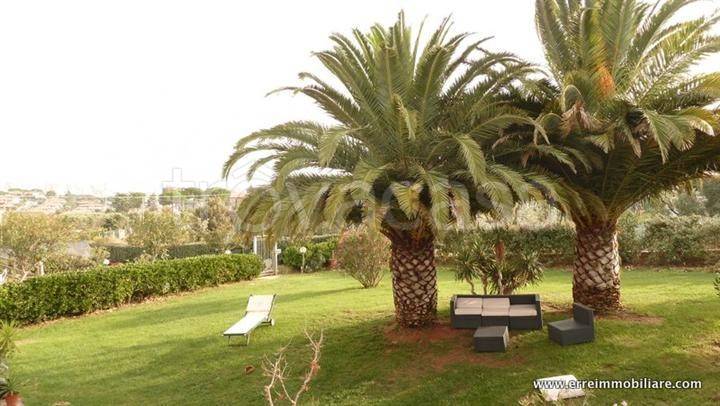 casa indipendente in vendita a Follonica