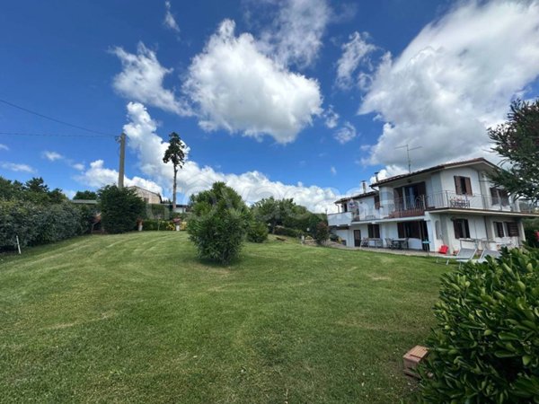 casa indipendente in vendita a Follonica