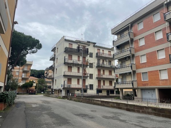 appartamento in vendita a Follonica