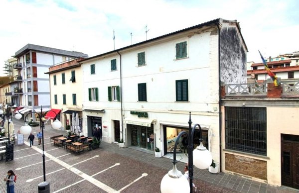 appartamento in vendita a Follonica