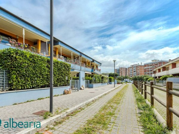 casa indipendente in vendita a Follonica