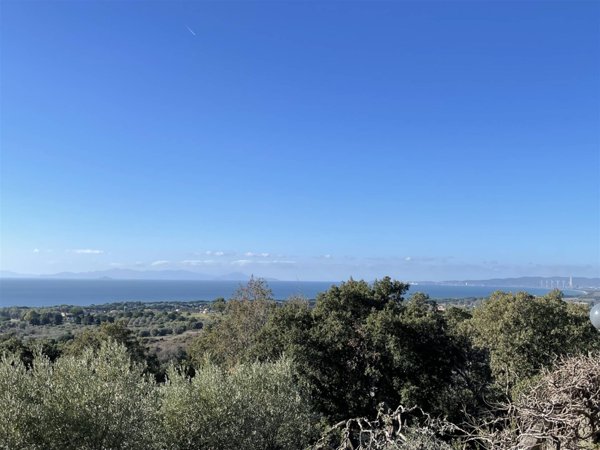 appartamento in vendita a Follonica