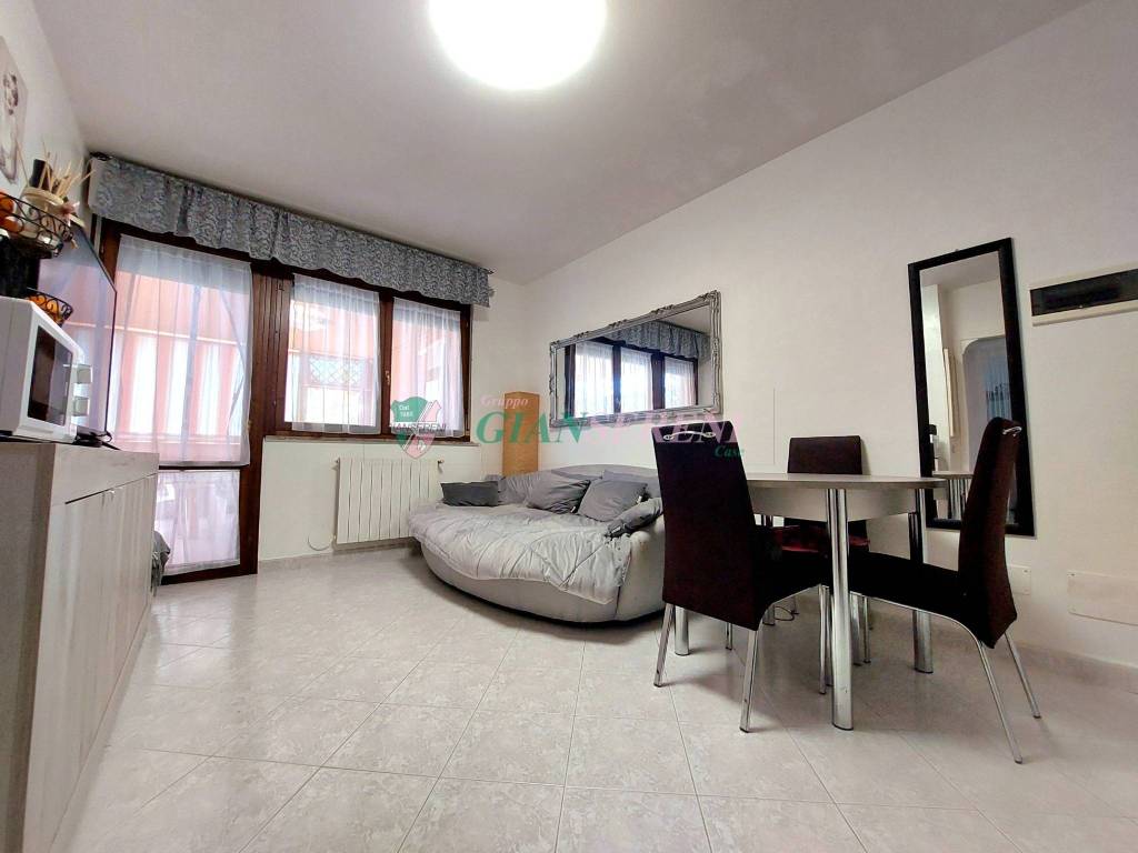 appartamento in vendita a Follonica
