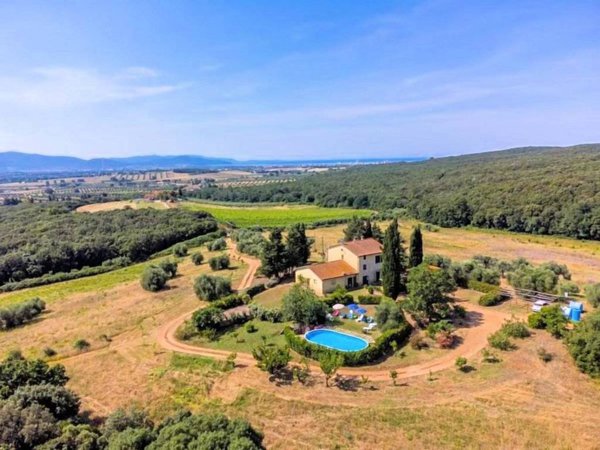 casa indipendente in vendita a Follonica