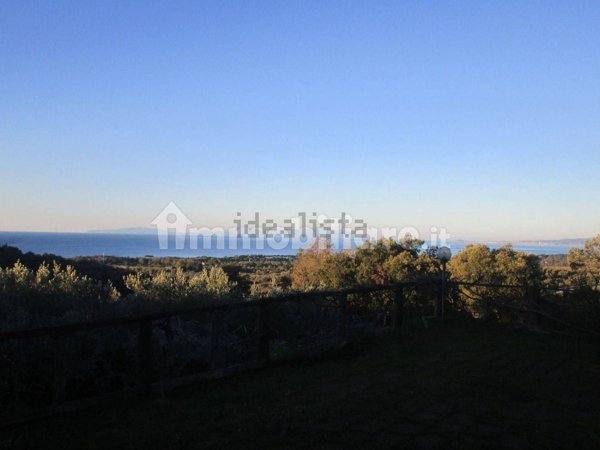 appartamento in vendita a Follonica