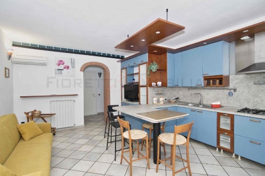 casa indipendente in vendita a Follonica in zona Prato Ranieri