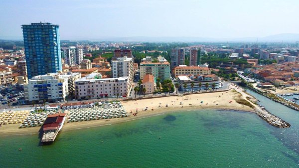 appartamento in vendita a Follonica