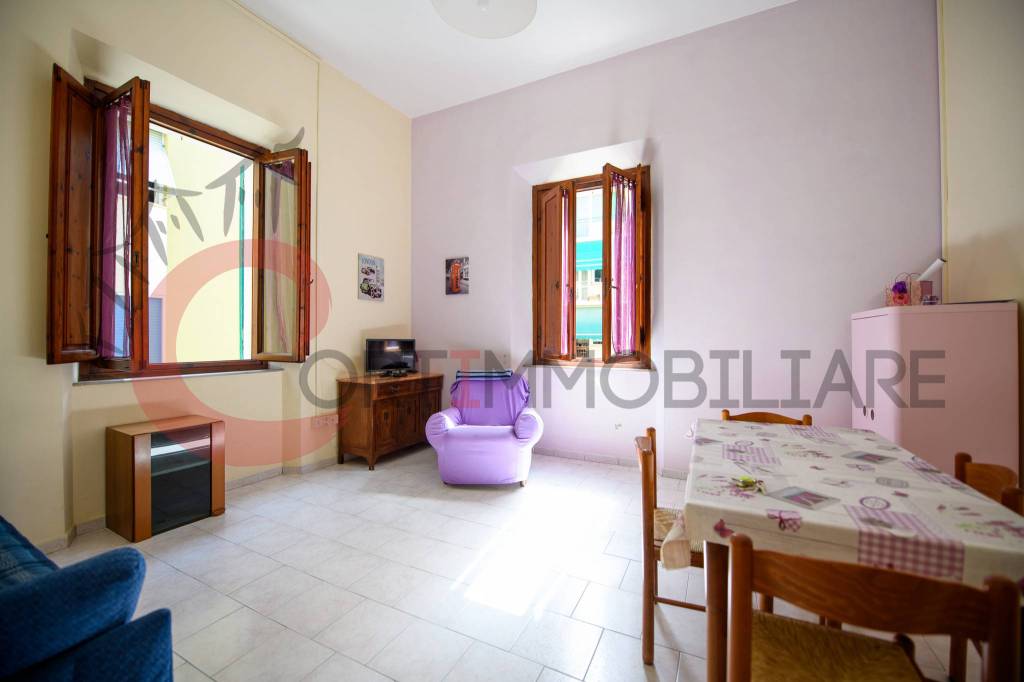 appartamento in vendita a Follonica