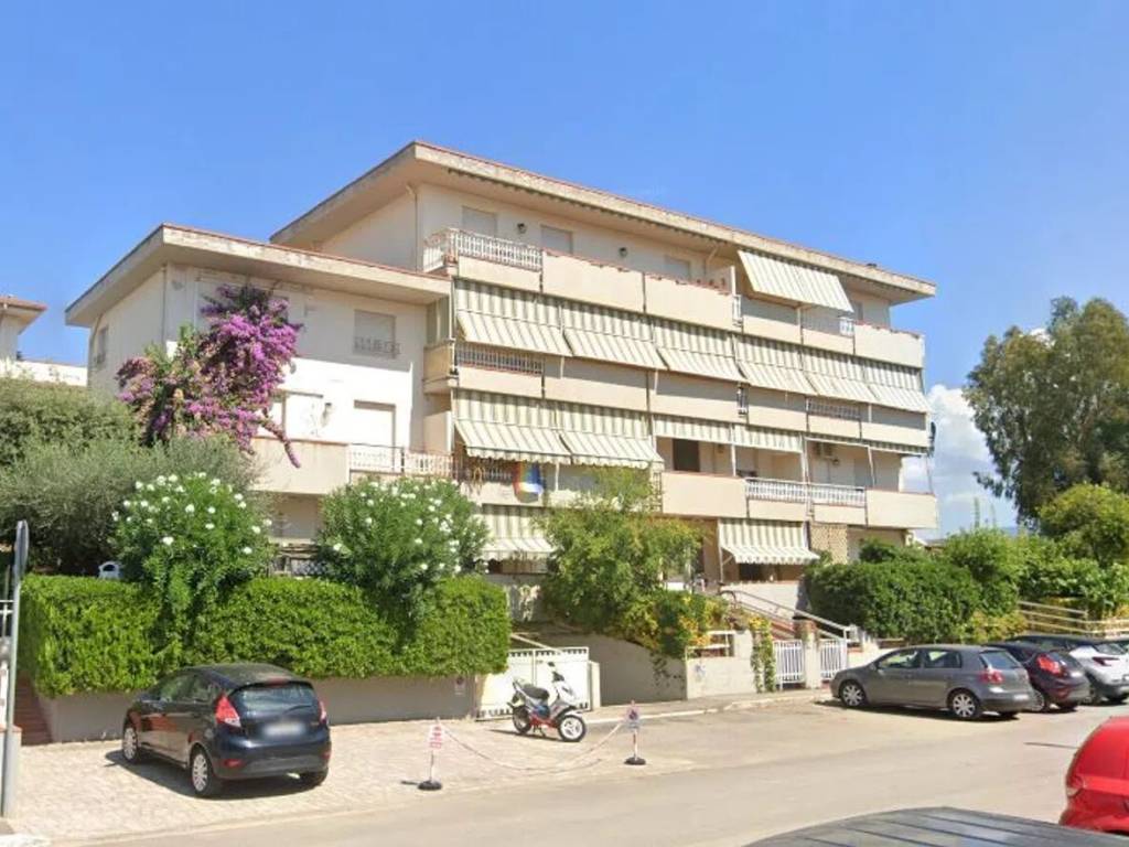 appartamento in vendita a Follonica