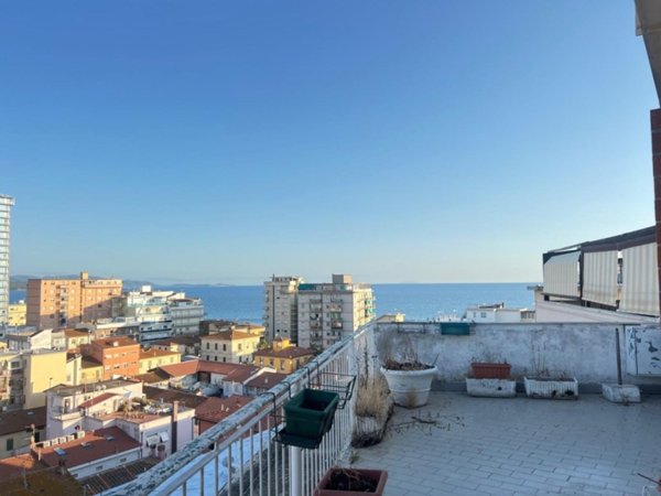appartamento in vendita a Follonica