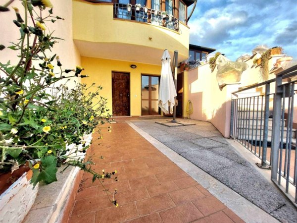 casa indipendente in vendita a Follonica