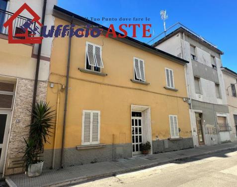 appartamento in vendita a Follonica