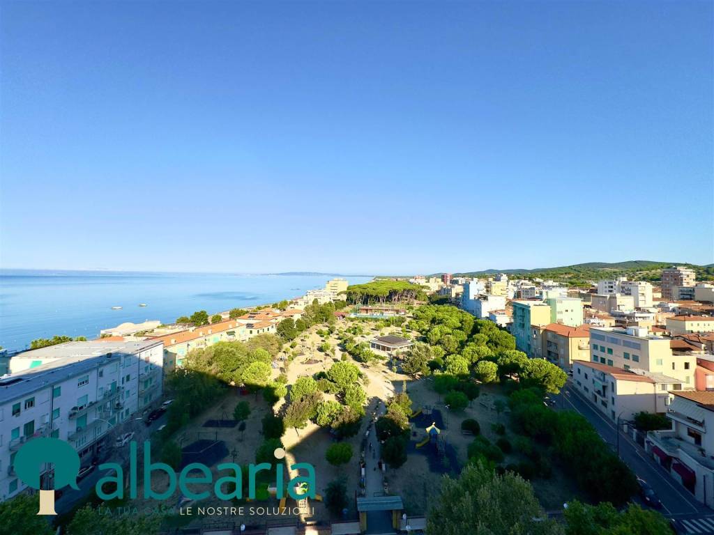 appartamento in vendita a Follonica