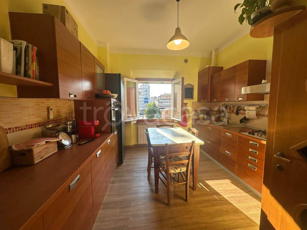 appartamento in vendita a Follonica