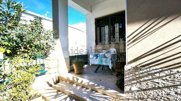 casa indipendente in vendita a Follonica