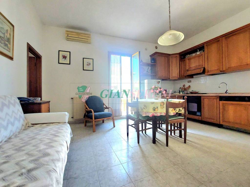 appartamento in vendita a Follonica