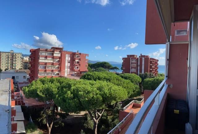 appartamento in vendita a Follonica in zona Prato Ranieri