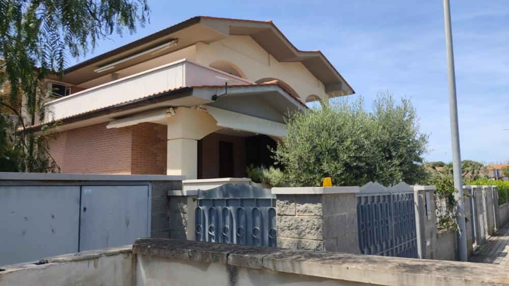 casa indipendente in vendita a Follonica