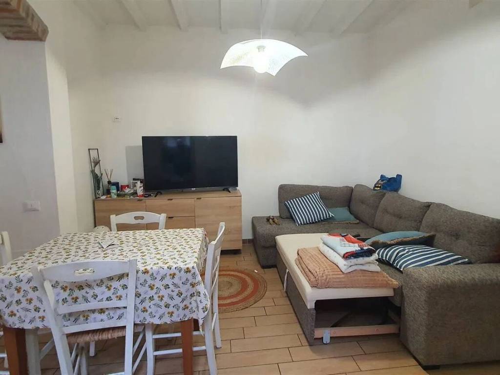 appartamento in vendita a Follonica