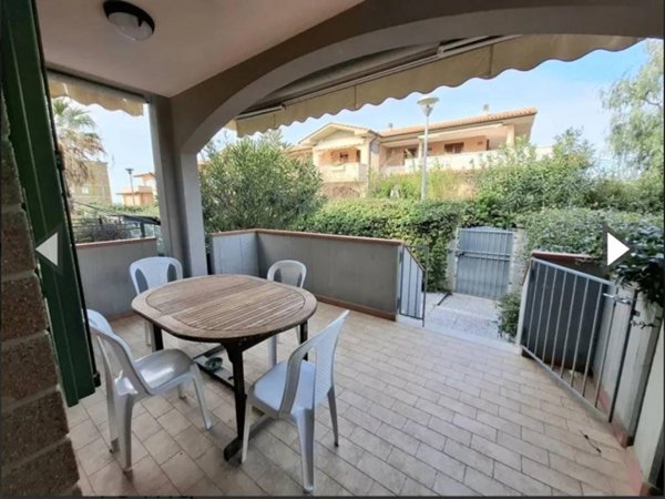 casa indipendente in vendita a Follonica