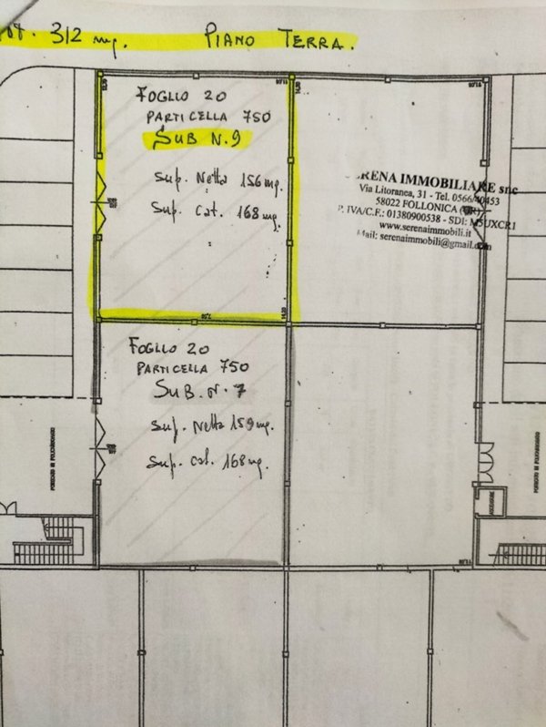 locale di sgombero in vendita a Follonica in zona Area Industriale