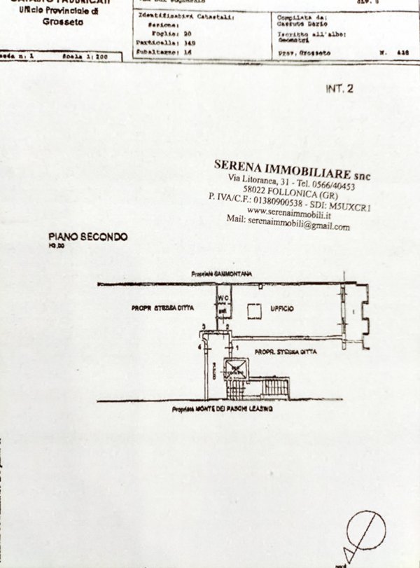 ufficio in vendita a Follonica in zona Area Industriale