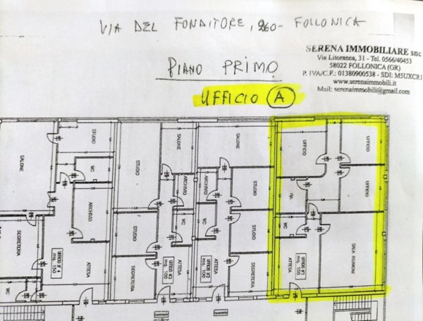 ufficio in vendita a Follonica in zona Area Industriale