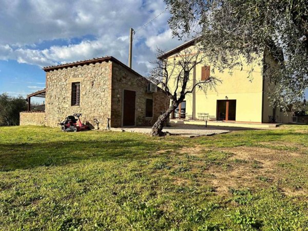 casale in vendita a Follonica