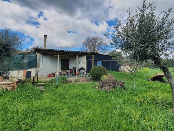 casa indipendente in vendita a Follonica