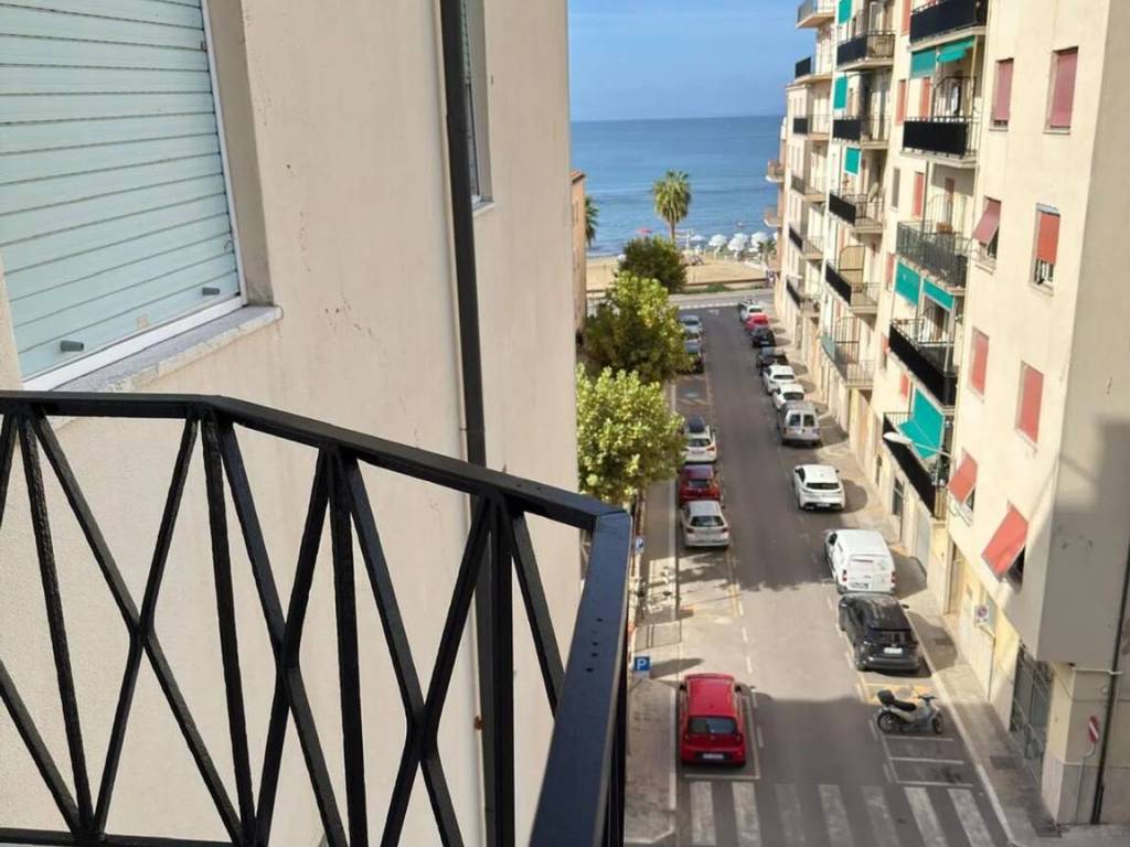 appartamento in vendita a Follonica