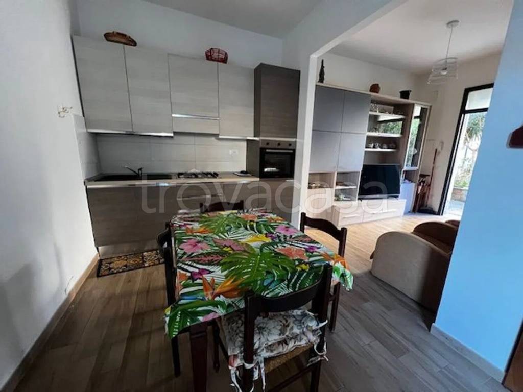 appartamento in vendita a Follonica