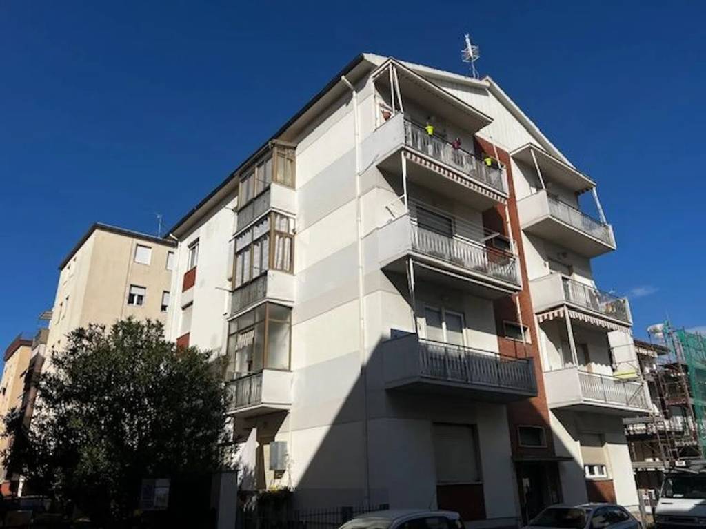 appartamento in vendita a Follonica