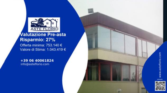 locale commerciale in vendita a Follonica in zona Area Industriale