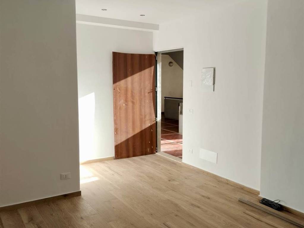 appartamento in vendita a Follonica in zona Prato Ranieri