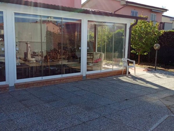 casa indipendente in vendita a Follonica