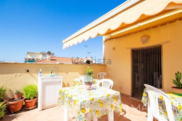 casa indipendente in vendita a Follonica