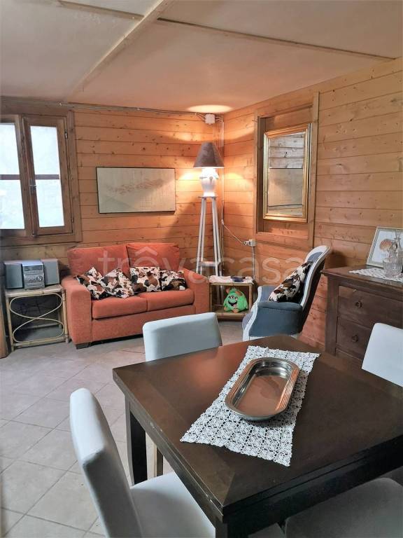 appartamento in vendita a Follonica