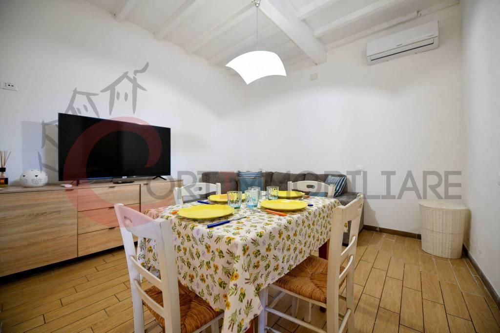 appartamento in vendita a Follonica