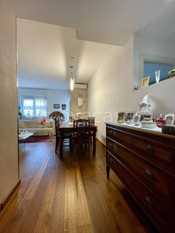 appartamento in vendita a Follonica