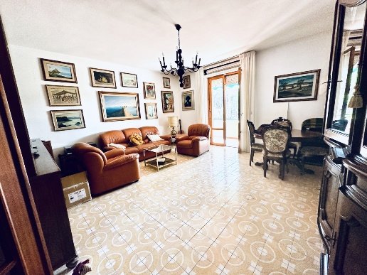 appartamento in vendita a Follonica