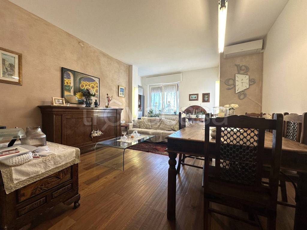 appartamento in vendita a Follonica