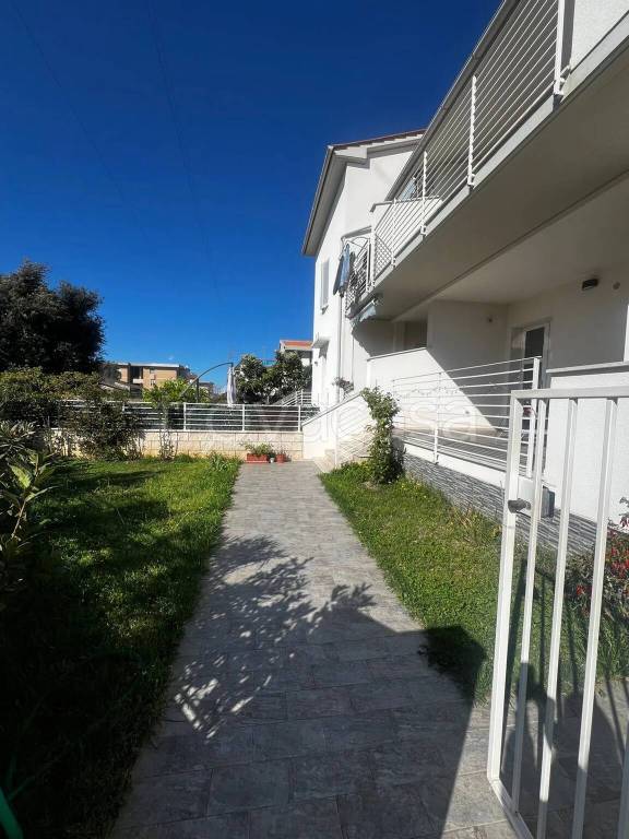 appartamento in vendita a Follonica