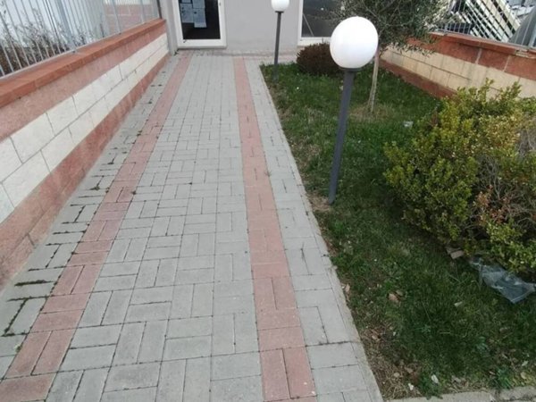 ufficio in vendita a Follonica