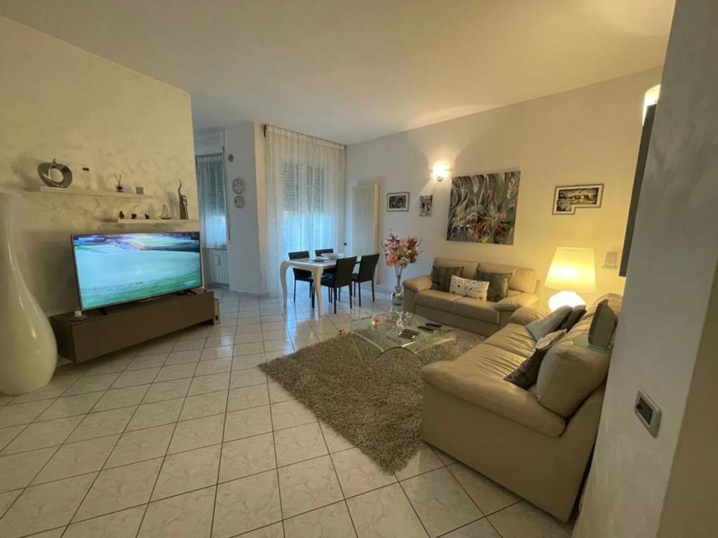 appartamento in vendita a Follonica